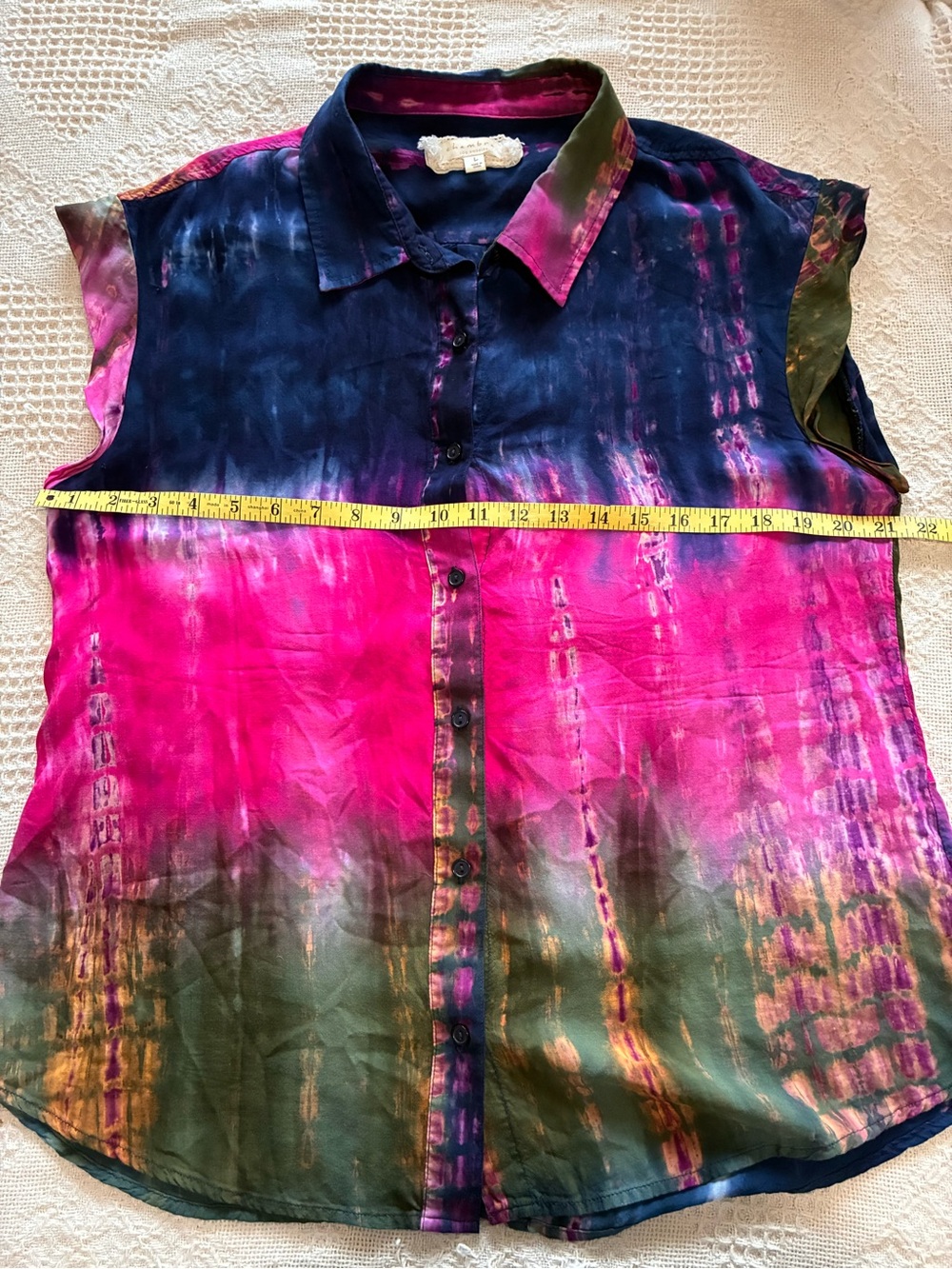 CHAMBRAI LOS ANGELES Blouse Women's Sz L Colorful Tie Dye Cap Sleeve Button Down - Picture 4 of 11